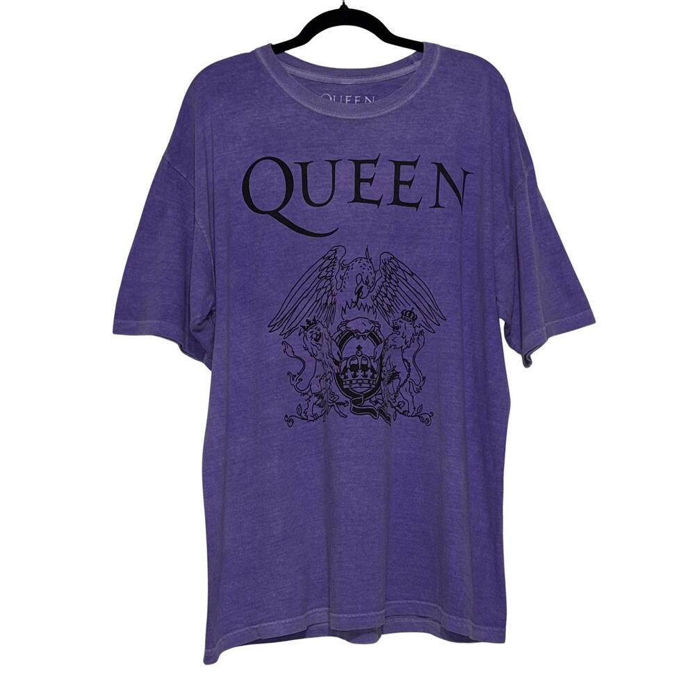Official Queen Merch Mens Graphic Print Crest Washed T-Shirt
